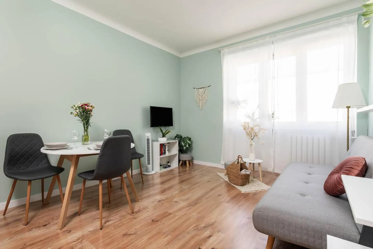 Green Oasis Praga Poludnie Apartment Warsaw